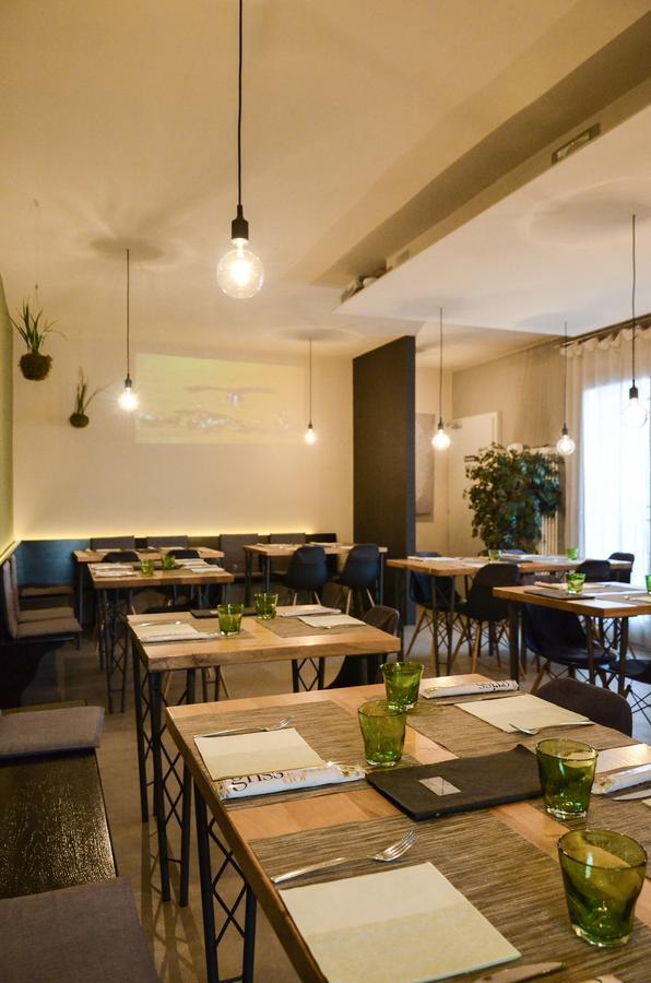 Locanda Ristorante Da Umberto Мало Экстерьер фото